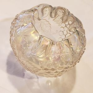 Beautiful Dugan Vintage Iridescent Footed Grapes & Leaves Rose Bowl